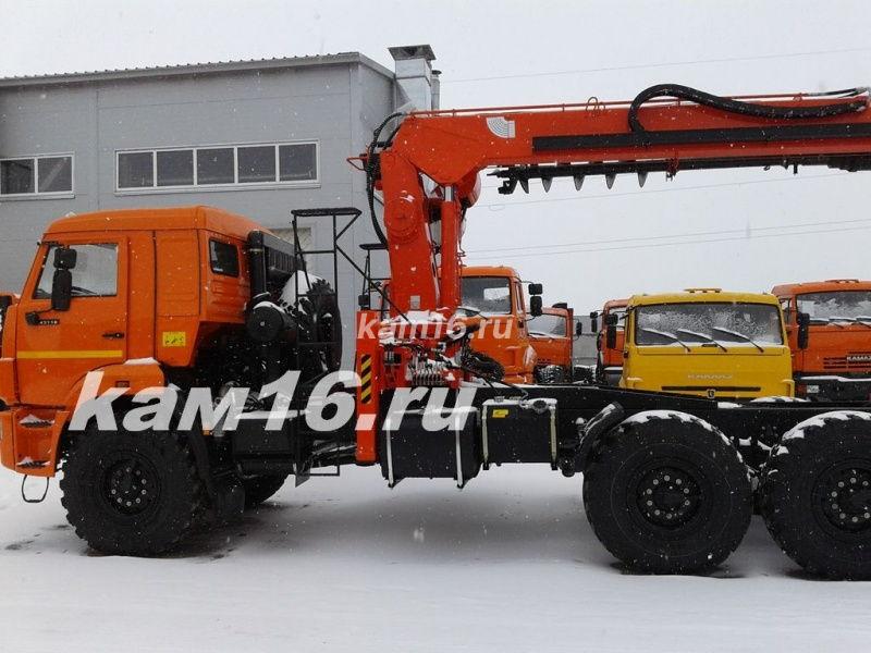 Тягач КАМАЗ 43118 с КМУ Kanglim 2056 ямобур